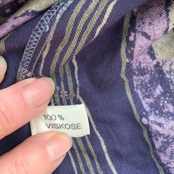 Hauber women's blouse/shirt, sz M, deep purple, sage, EUC, 100% viscose - Picture 3 of 15